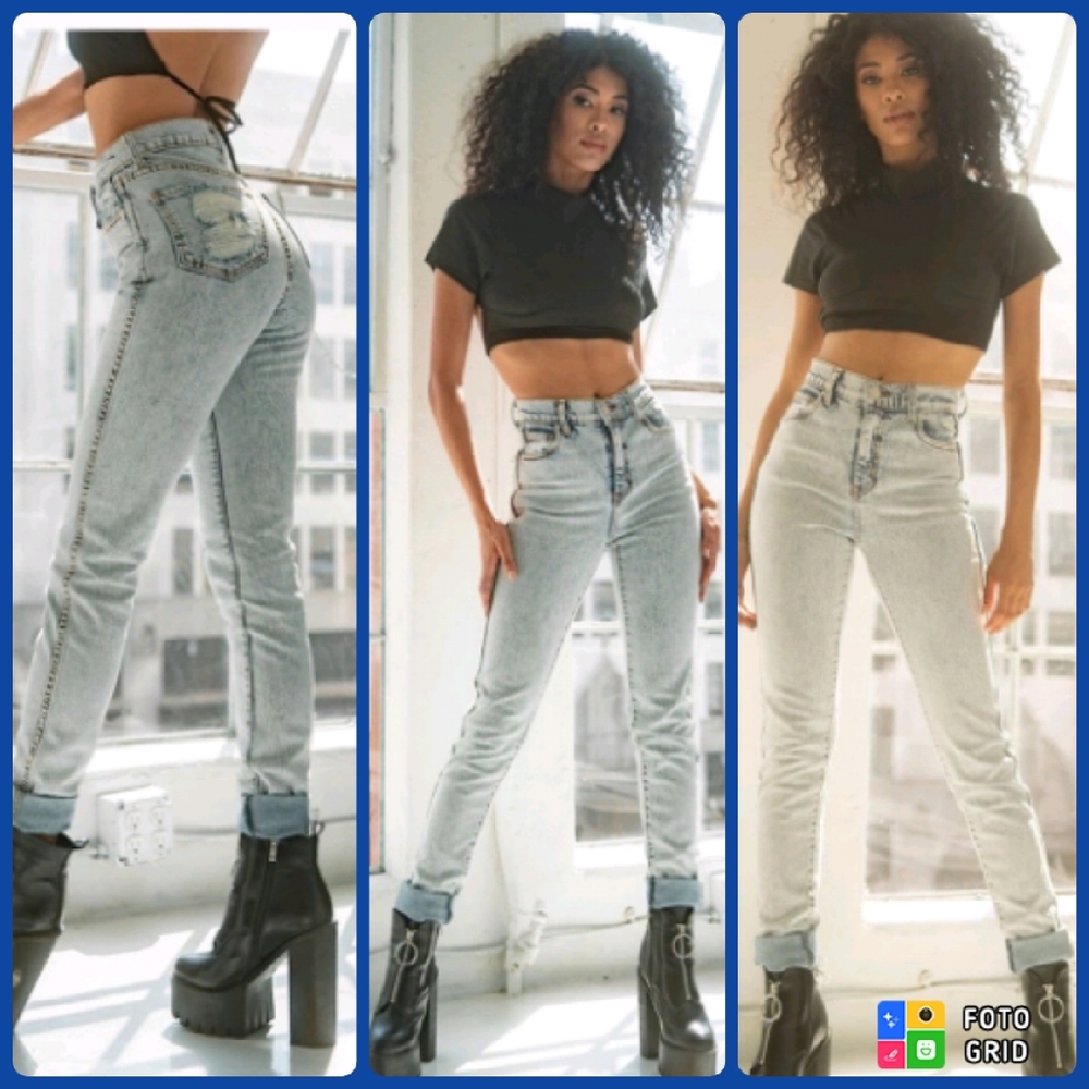 REVICE Uptown Stardust Light/Acid Wash Super High Waisted Jeans